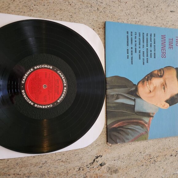 FIVE VINTAGE VINYL RECORDS FEATURING ANDY WILLIAMS - Picture 6 of 11